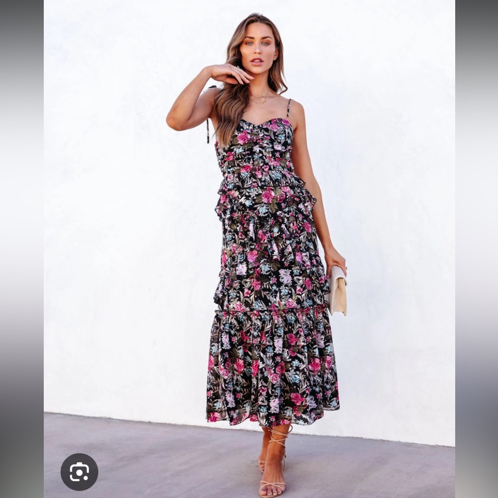 Kaycee Floral Tiered Midi Dress
